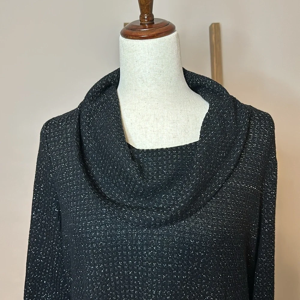 Dressbarn Sunday Cowl Neck Sweater with Metallic Shimmer Size Large in GUC